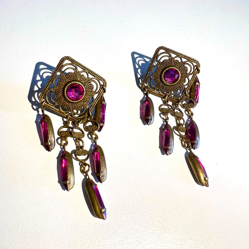 Vintage filigree stud earrings violet purple stones